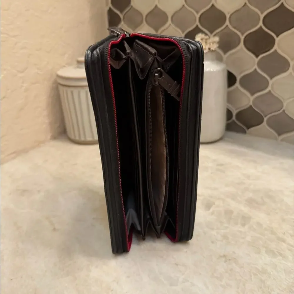 Tumi Alpha ziparound wallet